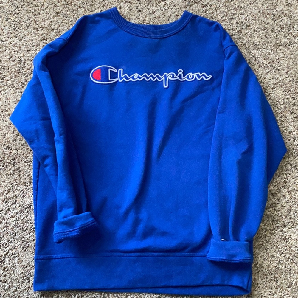 Champion crew neck, long sleeve and blue